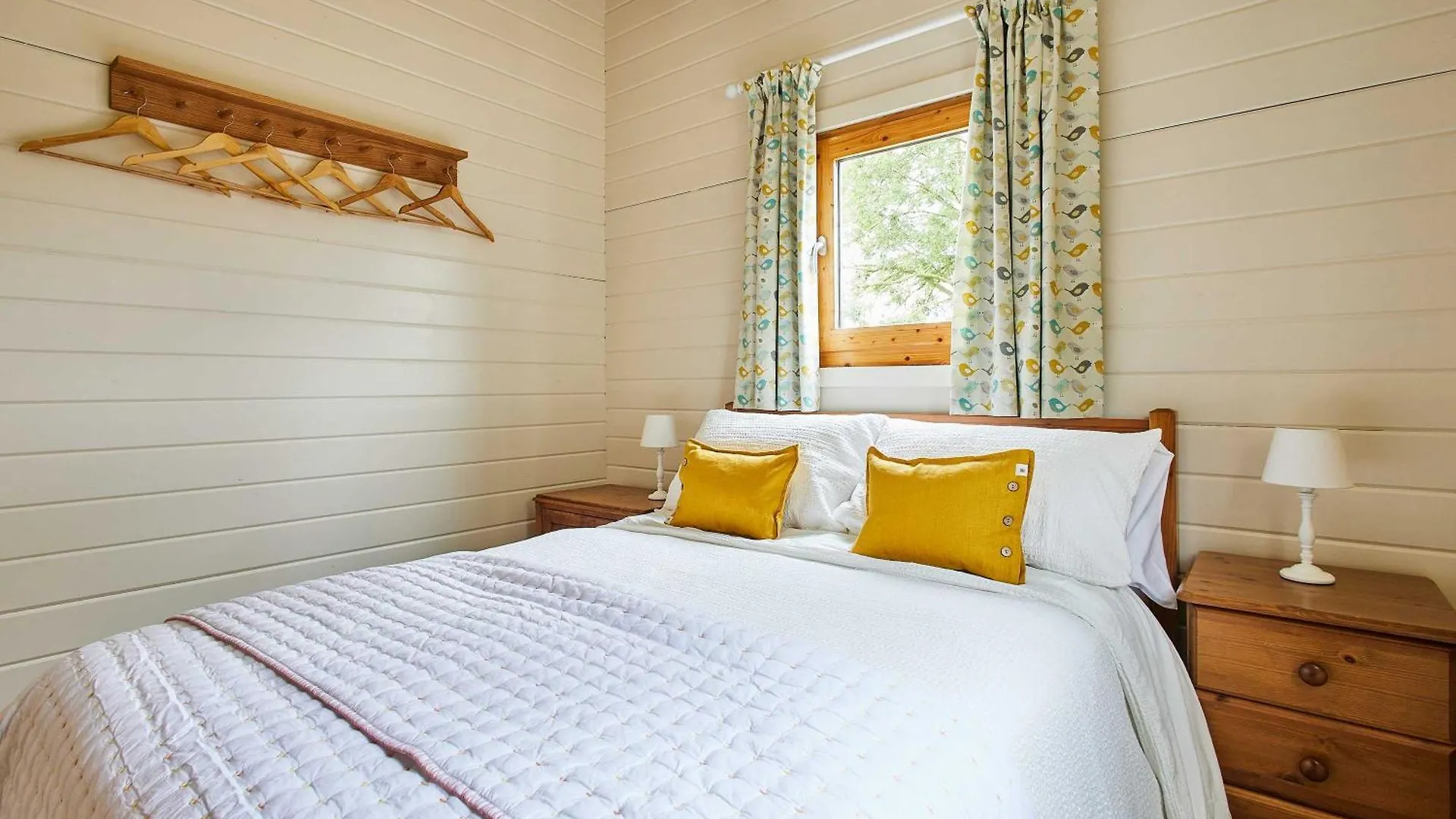 Host & Stay - Station House Cabin Sinnington Feriehus