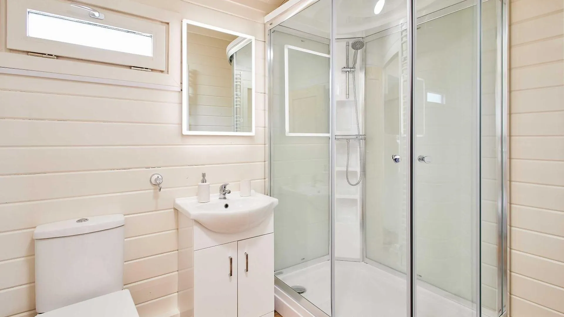 Host & Stay - Station House Cabin Sinnington 0*,