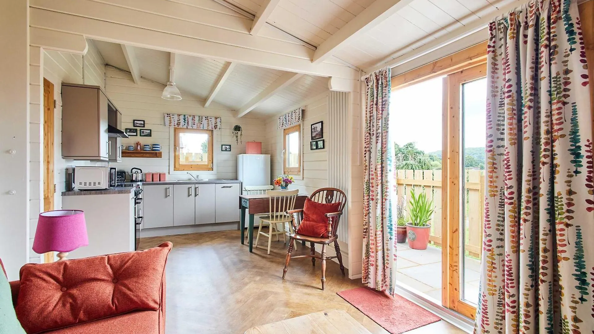 Host & Stay - Station House Cabin Sinnington Feriehus